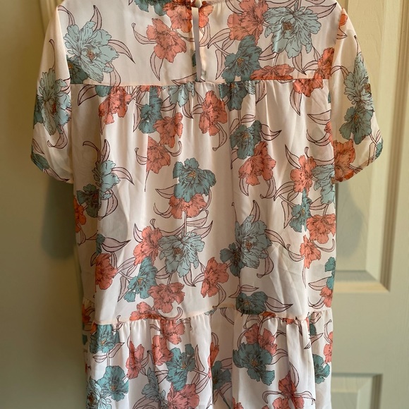 Honey Love blouse. Sheer size medium - Picture 2 of 8